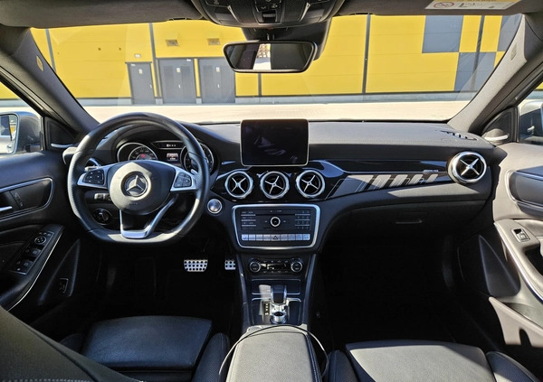 Mercedes-Benz GLA cena 129900 przebieg: 58000, rok produkcji 2018 z Kraków małe 352